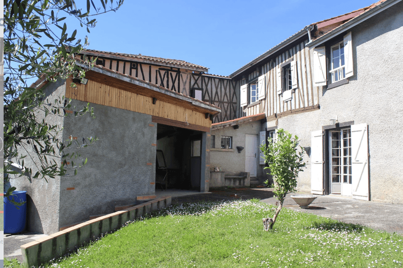 Maison à colombages dans le Magonac